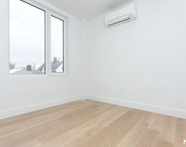 1629 Brooklyn Ave 11210 - Photo Thumbnail 10