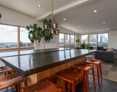 1408 E Union St - Photo Thumbnail 16
