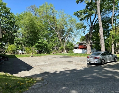 82 Church Street - Photo Thumbnail 9