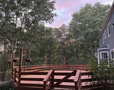 10 Vega Drive - Photo Thumbnail 16