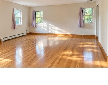 10 Vega Drive - Photo Thumbnail 14