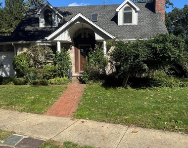 102 Hillside Park Drive - Photo Thumbnail 1