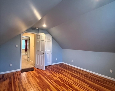 13 Gerald Avenue - Photo Thumbnail 15