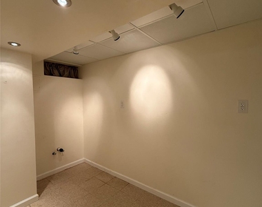 13 Gerald Avenue - Photo Thumbnail 18