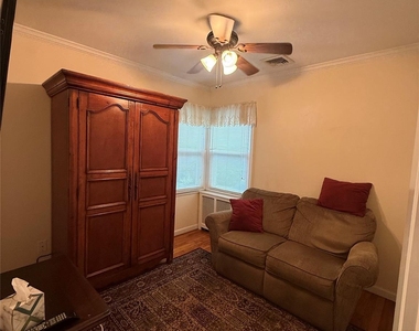 13 Gerald Avenue - Photo Thumbnail 7