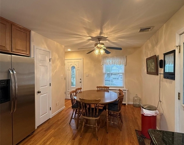 13 Gerald Avenue - Photo Thumbnail 5