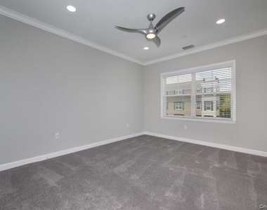 148 South Front Street - Photo Thumbnail 5