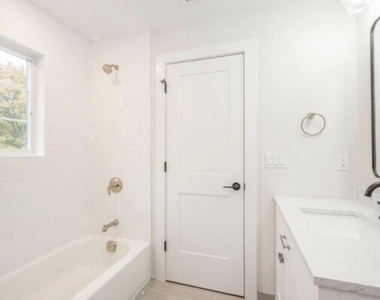142 Maple Avenue - Photo Thumbnail 15
