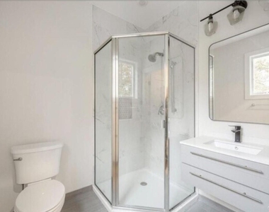 142 Maple Avenue - Photo Thumbnail 13