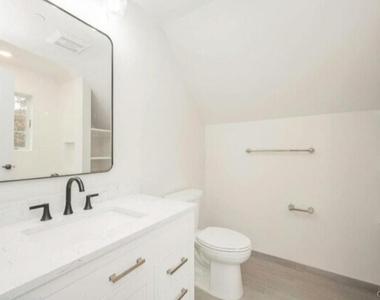 142 Maple Avenue - Photo Thumbnail 14