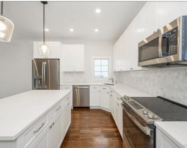 142 Maple Avenue - Photo Thumbnail 2