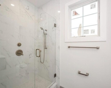 142 Maple Avenue - Photo Thumbnail 12