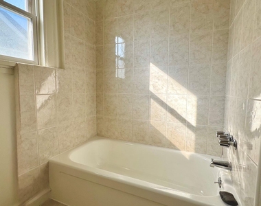 132 Overlook Street - Photo Thumbnail 9