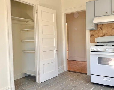 132 Overlook Street - Photo Thumbnail 4