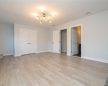 576 Lakes Road - Photo Thumbnail 8