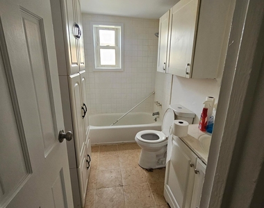 233 Artist Lake Drive - Photo Thumbnail 9