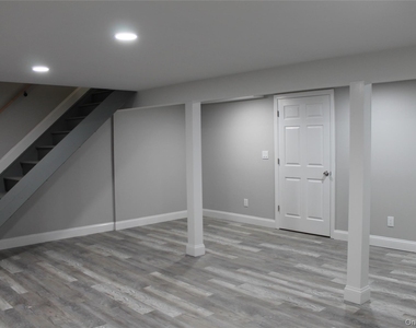 448 Terry Boulevard - Photo Thumbnail 13