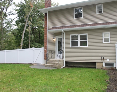 448 Terry Boulevard - Photo Thumbnail 19