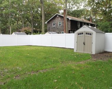 448 Terry Boulevard - Photo Thumbnail 23