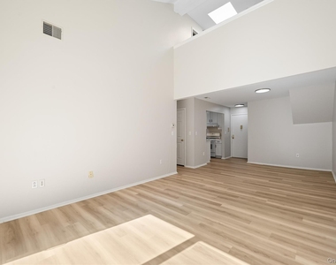 10-12 Chestnut Street - Photo Thumbnail 15