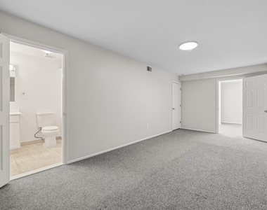 10-12 Chestnut Street - Photo Thumbnail 38