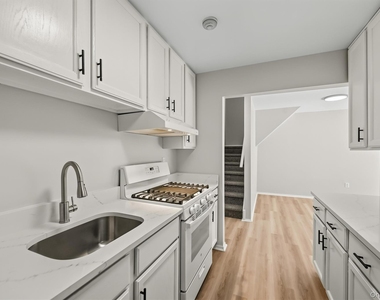 10-12 Chestnut Street - Photo Thumbnail 19