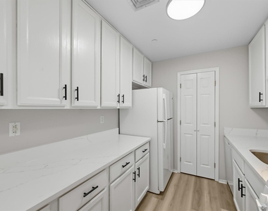 10-12 Chestnut Street - Photo Thumbnail 17