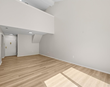 10-12 Chestnut Street - Photo Thumbnail 8