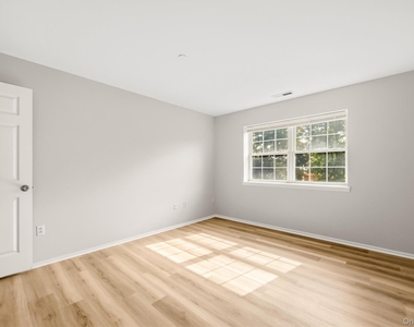 10-12 Chestnut Street - Photo Thumbnail 25