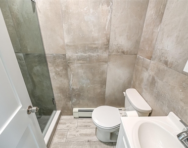 50 E Main St - Photo Thumbnail 6