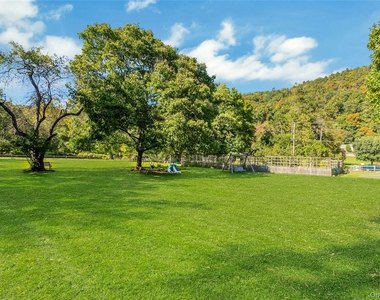 115 Larchdale Avenue - Photo Thumbnail 25