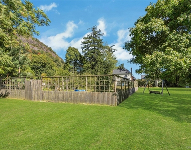 115 Larchdale Avenue - Photo Thumbnail 26