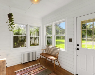 115 Larchdale Avenue - Photo Thumbnail 3