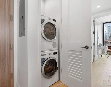 4530 Pearson Street - Photo Thumbnail 4