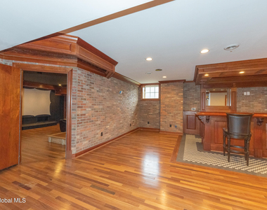 59 Union Avenue - Photo Thumbnail 16