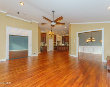 59 Union Avenue - Photo Thumbnail 2