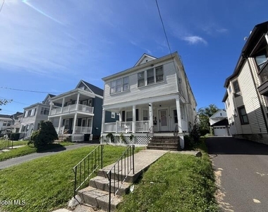 110 Winthrop Avenue - Photo Thumbnail 2