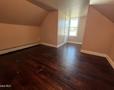 110 Winthrop Avenue - Photo Thumbnail 10