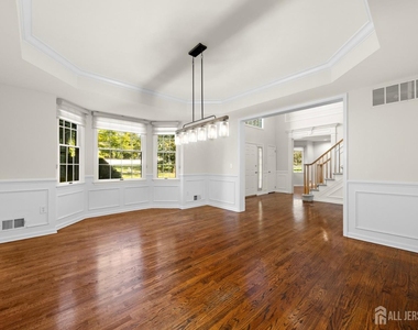 31 Sheffield Drive - Photo Thumbnail 18