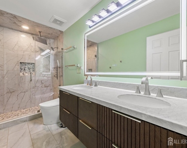 31 Sheffield Drive - Photo Thumbnail 34