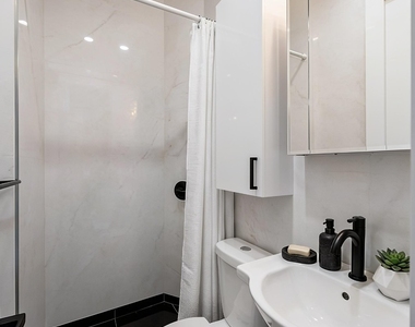 269 E Houston Street - Photo Thumbnail 3