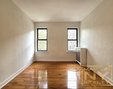 30-64 34th Street - Photo Thumbnail 4