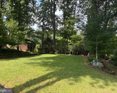 16063 Laconia Circle - Photo Thumbnail 9