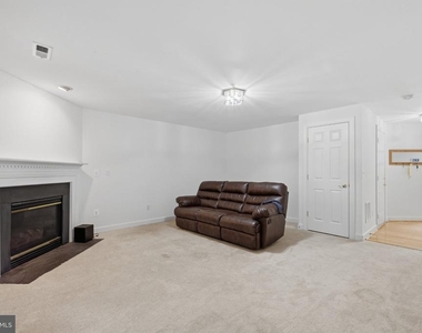 14216 Madrigal Drive - Photo Thumbnail 3