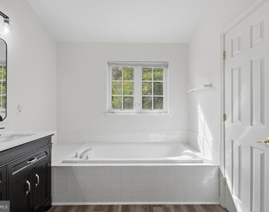 14216 Madrigal Drive - Photo Thumbnail 19