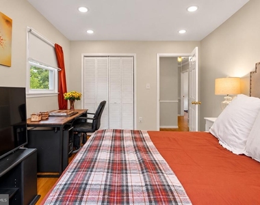 4518 Evansdale Road - Photo Thumbnail 14