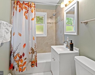 4518 Evansdale Road - Photo Thumbnail 9