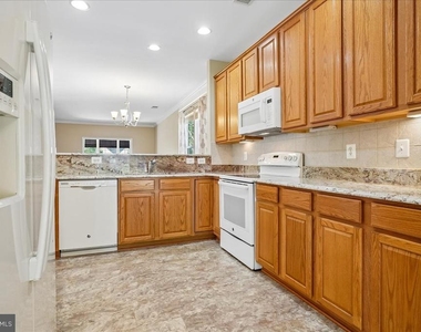 17408 Celebration Way - Photo Thumbnail 12