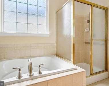 17408 Celebration Way - Photo Thumbnail 30