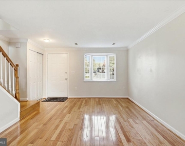 48 Dulany Court - Photo Thumbnail 4